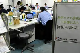 日本护士因感冒被单位辞退 听到理由愤怒流泪图片