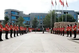 海淀外国语学校：高规格迎接孩子们归来图片