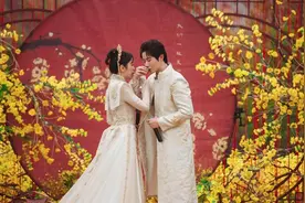 《婚前21天》李嘉铭刘泳希婚礼 刘父送嫁泪点足图片