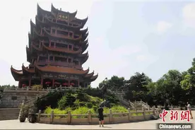 武汉黄鹤楼景区恢复常态开放图片