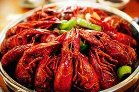 小龙虾配冰啤当心胃肠炎，警惕这种海螺切勿食用图片