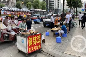 成都地摊经济调查：有烟火气的城市，更考验精细治理图片