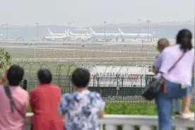 首都机场边的这个公园 可以看飞机起落图片