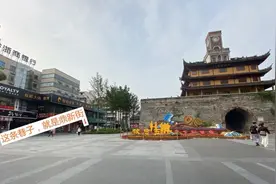 紧挨鼓楼，挂牌单价约2.6万元/㎡，国有资产！这套公开挂售的房子，你可能也经过过……图片