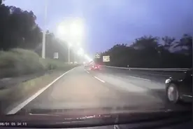 视频：高速公路上逼停他人车辆，司机被深圳交警处罚图片