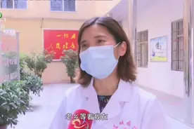杜荣辉：6万公里义诊路  托举上千贫困家庭新生｜武汉新闻视频封面