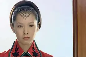 还记得《第八号当铺》里的阿精吗？她现在长这样图片