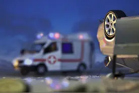 一场车祸留下的伤疤，竟一点点变成了癌！专家说，皮肤破损也可能变成大问题图片