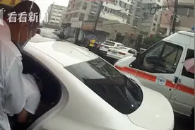车主忘关车窗，第二天后座多了个刚出生女婴……脐带都没剪干净图片