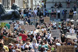 抗议活动蔓延全球！英国、德国、法国、丹麦、意大利等多国已加入“群聊”图片