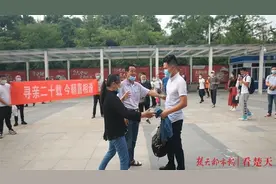 21年寻亲，“无论你在哪里，我都要找到你！”图片