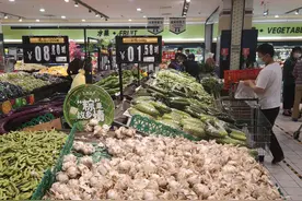 两月跌70%！“蒜你狠”跌出菜场最低价，产地和游资都发生了什么？图片