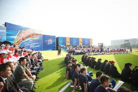 微笑面对人生新赛场，108名上海市优秀运动员退役图片