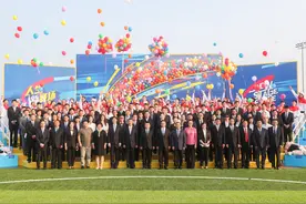 上海举行优秀运动员退役仪式图片