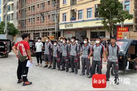寻找“最美快递员”| 顺丰快递乐东分公司：疫情期间工作量翻倍 全员无休坚守岗位图片