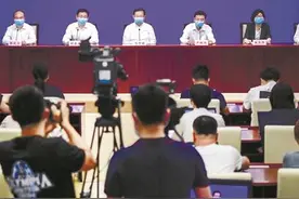 武汉市集中核酸检测排查 换来了全市安心全国放心图片