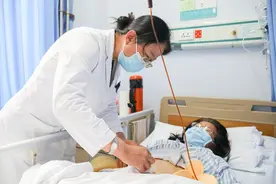 山东省立西院妇科大咖刘国红教授：慈心仁术是习惯 微创成就典范图片