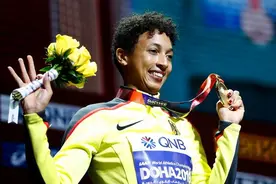 美国田径传奇人物卡尔·刘易斯出山：将执教德国世界跳远冠军选手图片