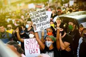 海外网评：美国“病”了？图片