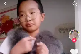 男孩“钟美美”模仿老师被约谈？当地教育局否认：视频系他自删图片