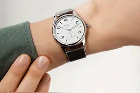 简而不凡 品鉴NOMOS Campus系列白盘腕表图片