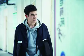 跟老戏骨合作 经超：一见邬君梅就想跪安，对着刘敏涛难喊“妈”图片