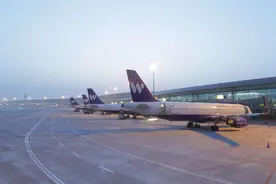 航空公司推出机票进社区新营销模式 重庆到三亚往返机票810元图片