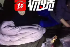 流浪老夫妇蜗居废弃楼 期待您的帮助图片