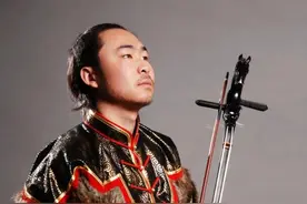 朱迅、小尼、张蕾变身“带货主播”，现场PK带货能力图片