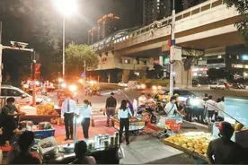 深圳街头巷尾“烟火气”渐浓图片