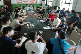 老旧小区供水改造遇难题 住户想一户两表 施工方觉得有难度图片