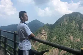 初中三年从不去培训班，却拿全区第一！杭州这位男生怎么做到的？图片