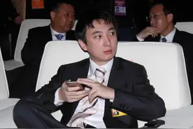 王思聪旗下熊猫互娱破产拍卖！20元起卖拖鞋、手机壳...他看上的这家公司艺人吸毒被抓图片