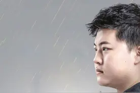 电竞大神uzi退役提醒了我们什么？他们的不良生活习惯很多人都有图片