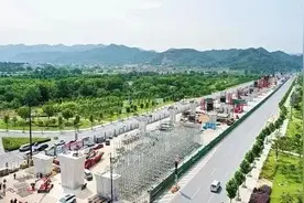 【五大会战•领导访谈】扛起大旗 勇当先锋 大干快上图片