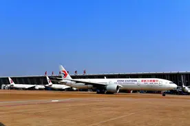 中国民航国内业务进入快速恢复期 全球航空业做好重新“起飞”准备图片