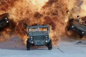 山东一女子的车突然冒烟，警方发现：车下安了遥控引燃装置！谁和她有如此深仇大恨图片