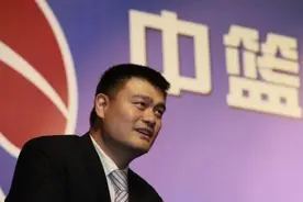 体坛联播│CBA复赛赛程缩短，球员工会通过NBA复赛方案图片