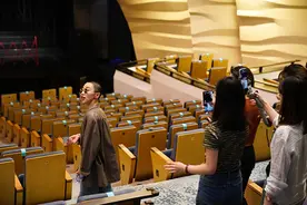 舞蹈家亲自带货帮选座，观众想看《九重奏》要拼手速图片