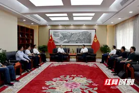 瞿海与中国移动湖南公司一行座谈 加快益阳5G建设图片