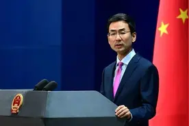耿爽卸任发言人！释放最灿烂笑容，撂最硬核狠话，“耿叔”太圈粉了图片