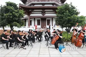 夏日午后乐声悠扬 长沙交响乐团为星城市民送清凉图片