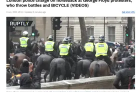 英国的抗议越闹越凶！骑警被攻击，连马都跑了……图片