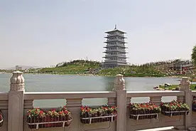 西安世博园“一塔三馆”恢复开放图片