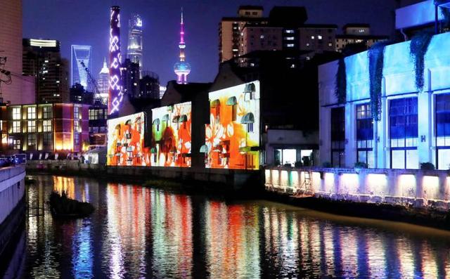 美酒、烧烤、灯光秀，上海虹口区的夜生活，这里风景特别好……