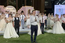 欢乐见证 全城祝福：30对抗疫新人在乐城完婚图片