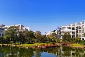 家长急了！还没高考，杭州有群高三生不去上课，老师的解释让大家酸了图片