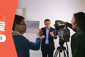 小家大爱 | 殷飞家庭：为特殊家教注入爱和力量图片