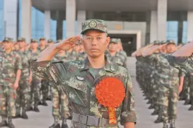 服役34年 一级军士长王忠心 告别导弹“兵王”退休图片