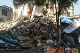大动作！西安观音庙加气站北侧违建商铺被拆除，涉及1500平方米图片